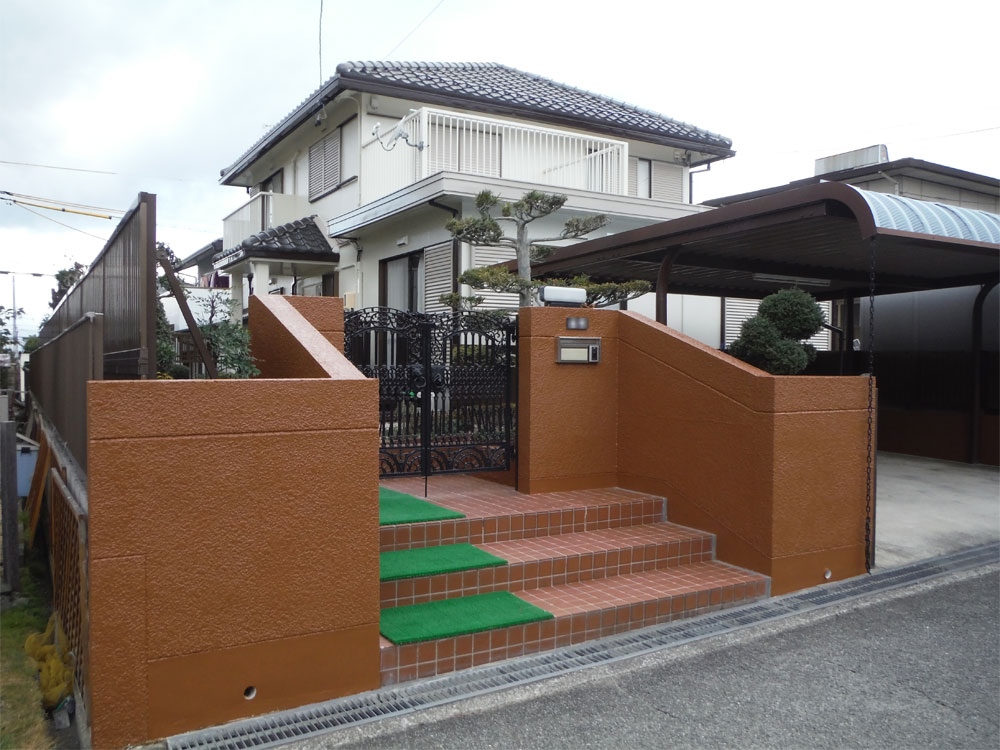 桑名市 外観を好みの色に 外壁・外塀・車庫屋根塗装工事