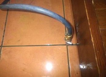 【津市】シロアリ湿気工事