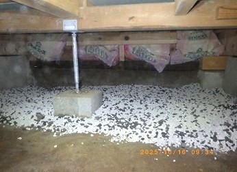 【津市】湿気シロアリ対策工事